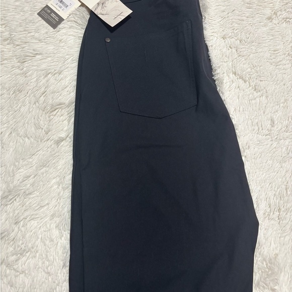 Vuori Men’s Pants Athletic Slim - Picture 5 of 9